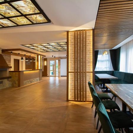 Отель Berghaus Bucovina Кымпулунг-Молдовенеск Экстерьер фото